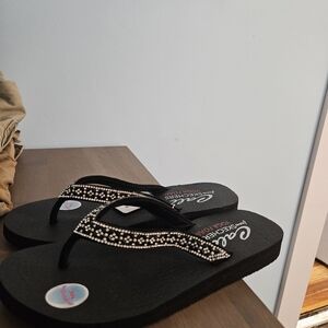 Skechers Flip Flops